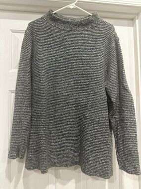 Women's Gray Ribbed Mockneck Sweater